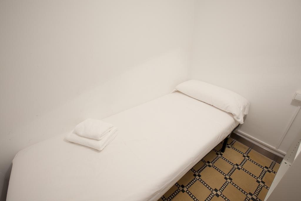 Barnapartments Basic Gracia Barcelona Rom bilde